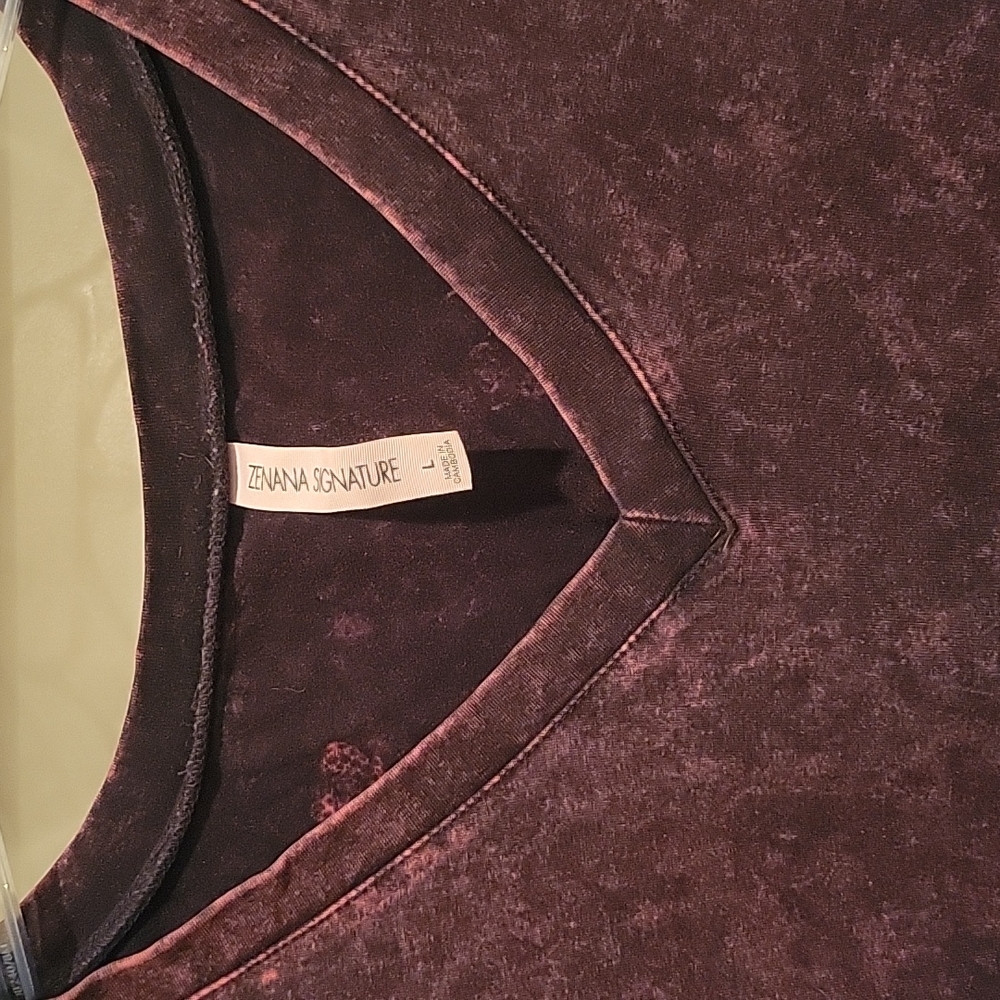 Top - Picture 2 of 3